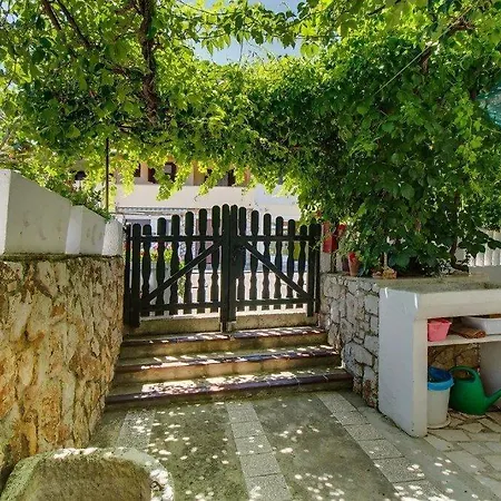 With A Parking Space Διαμέρισμα Mali Lošinj